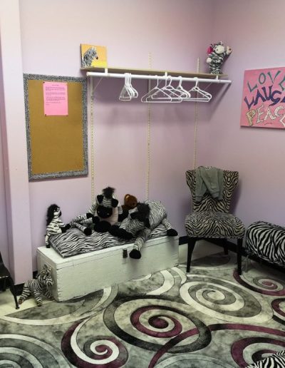 Student Changeroom - akimbodancestudios